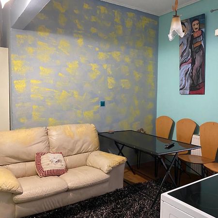 אתונה Apartment With Barbecue 1 Km Beach מראה חיצוני תמונה