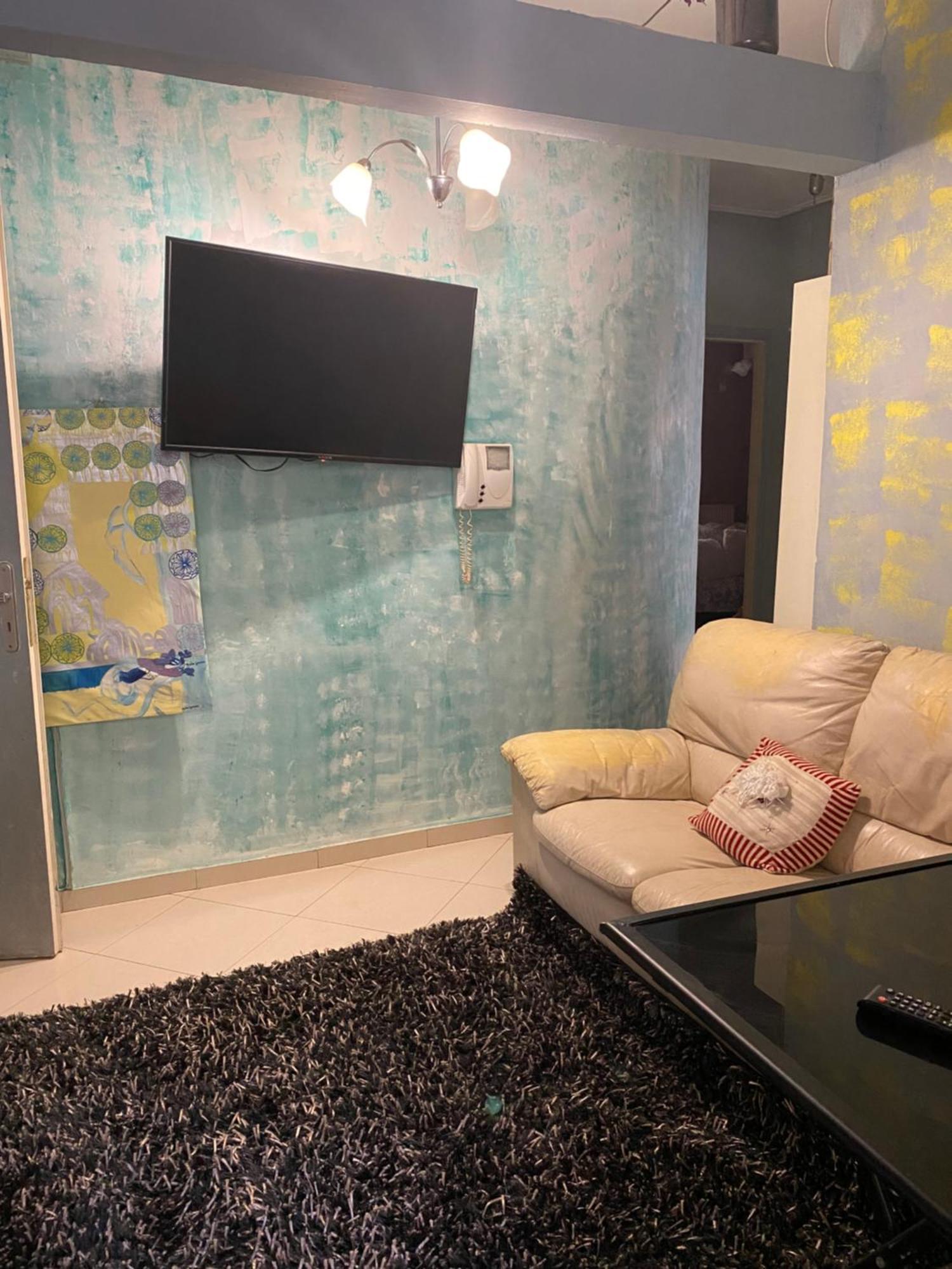אתונה Apartment With Barbecue 1 Km Beach מראה חיצוני תמונה